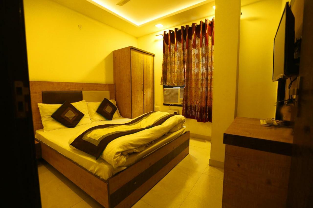 Golden Heart Hotel